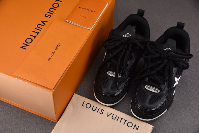 lv snekaers 114