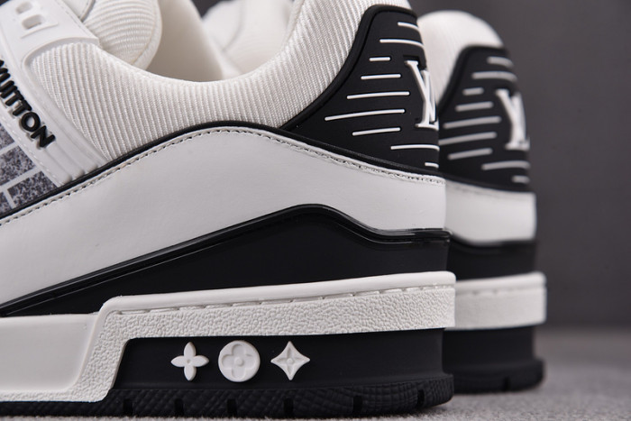 lv snekaers 75