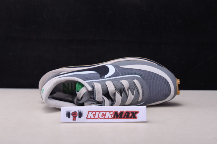 nike ld waffle sacai clot kiss of death 2 cool grey-dh3114-001