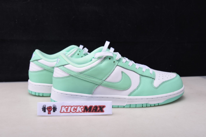 nike dunk low green glow dd1503-105