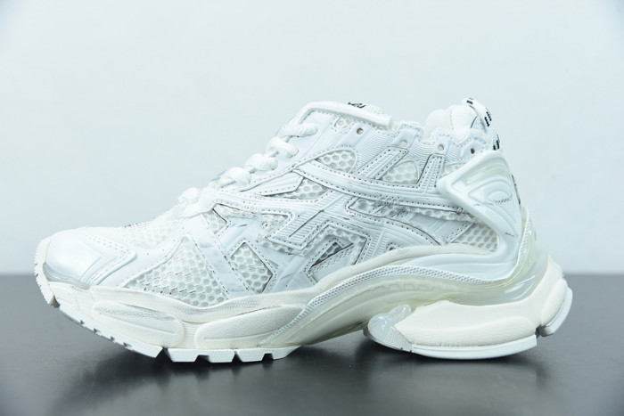 sneaker runner 12