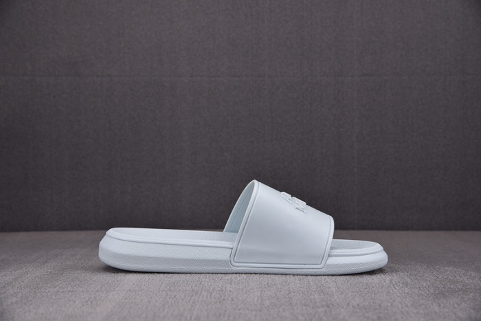 mcq sandal 04