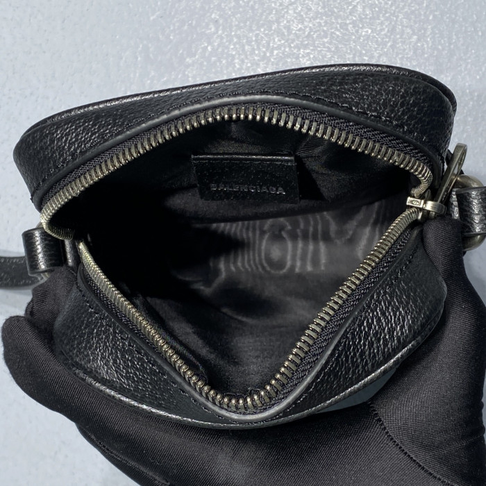 Ba*len*cia*ga bag 02