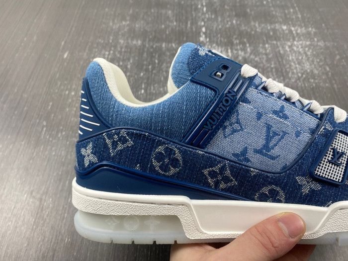 lv snekaers 103