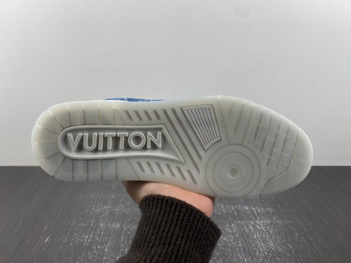 lv snekaers 103