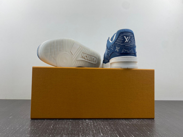 lv snekaers 103