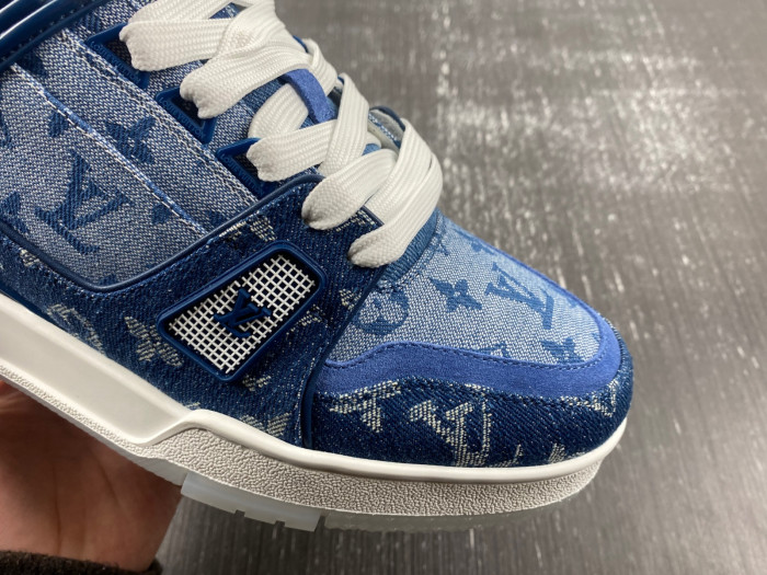 lv snekaers 103