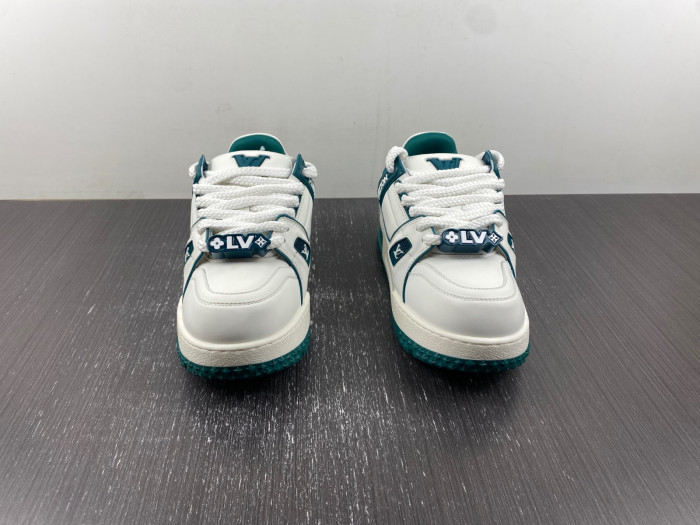 lv snekaers 105