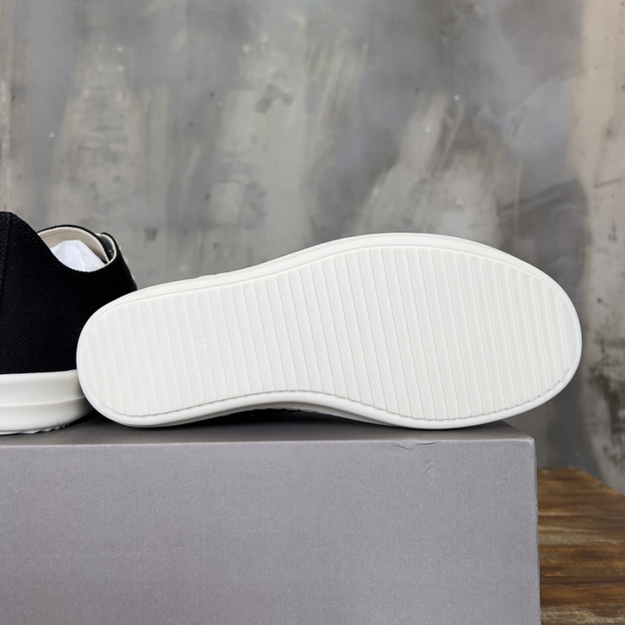 Rick Owen R000056