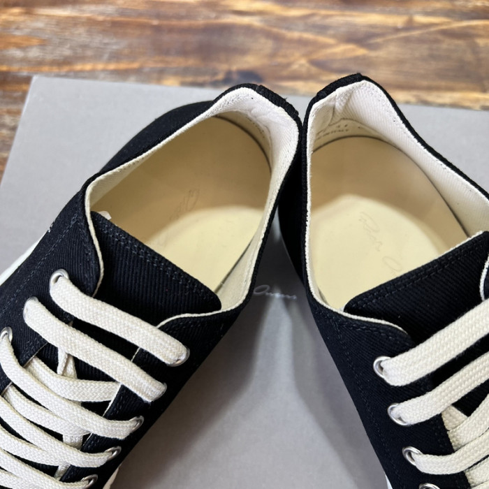 Rick Owen R000056