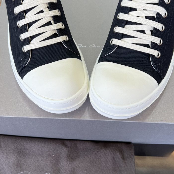 Rick Owen R000056
