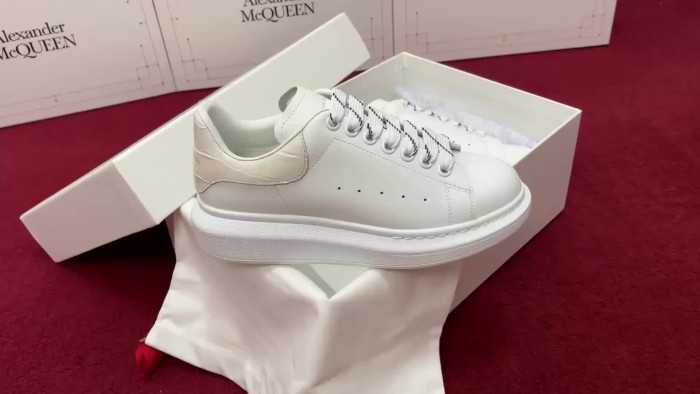 ALEXANDER MCQ82