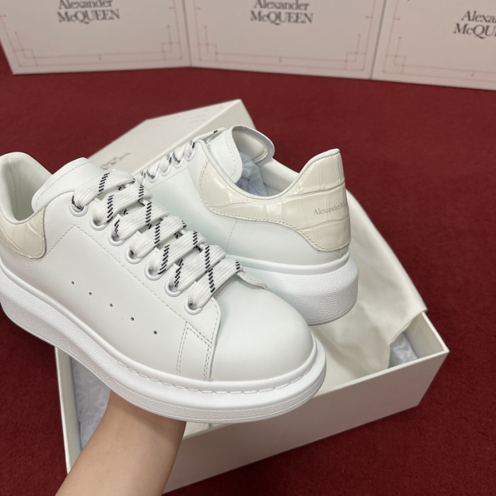 ALEXANDER MCQ82