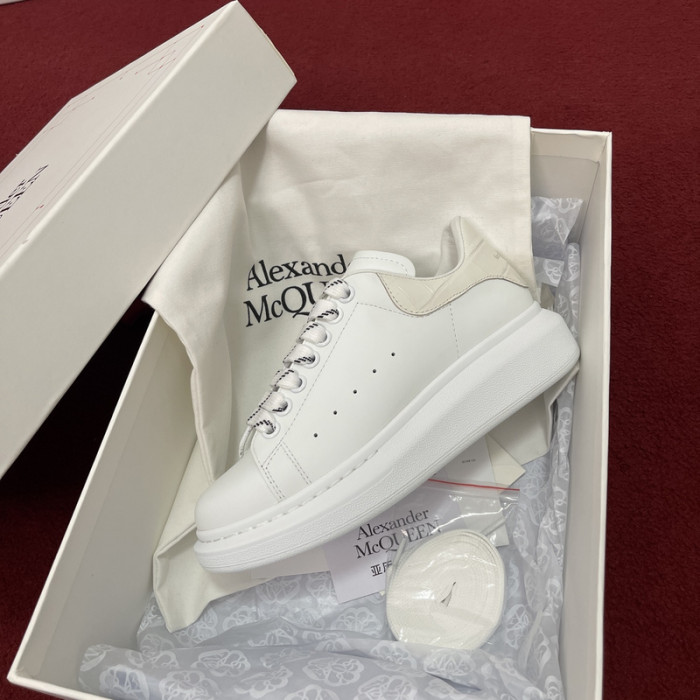 ALEXANDER MCQ82