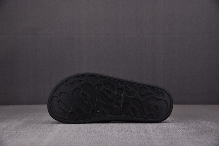 mcq sandal 05
