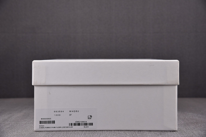 mcq sandal 05