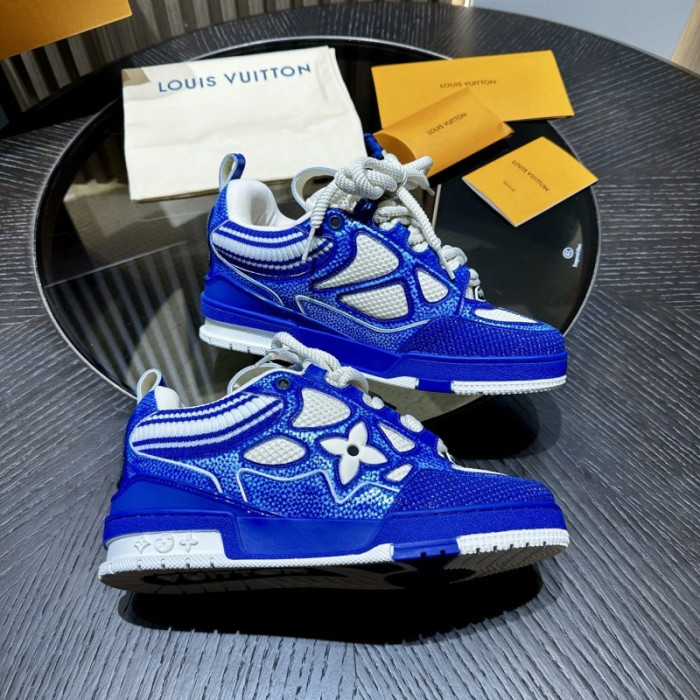 LV snekaers 230