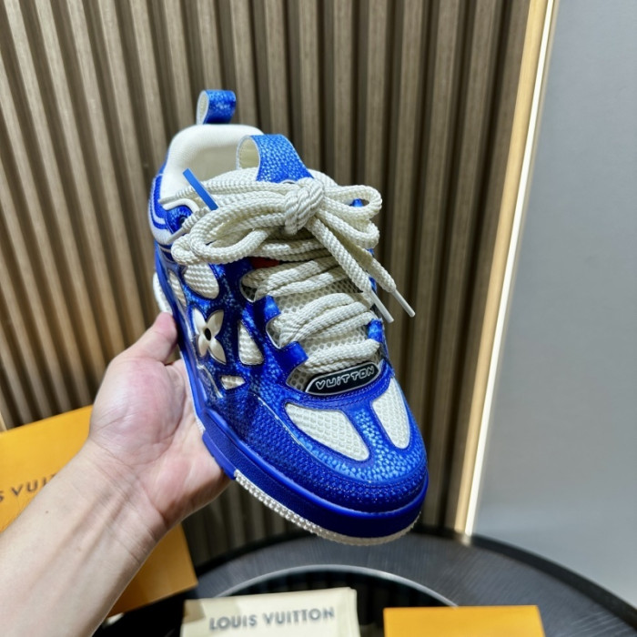 LV snekaers 230