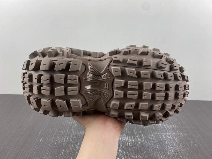sneaker -202312012