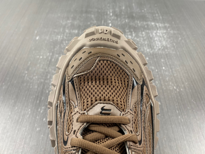sneaker -202312012