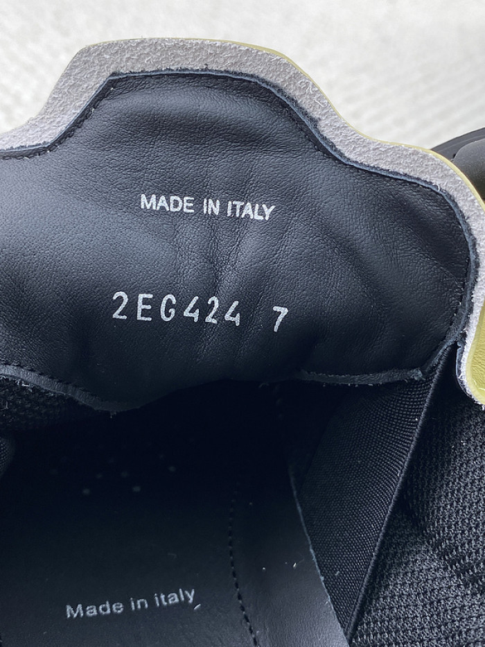 pr**a 018