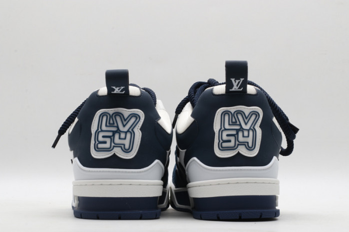 l&v snekaers 67