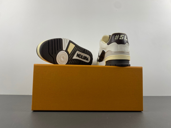 lv snekaers 109