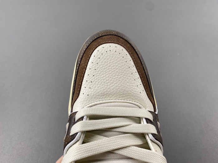 lv snekaers 109