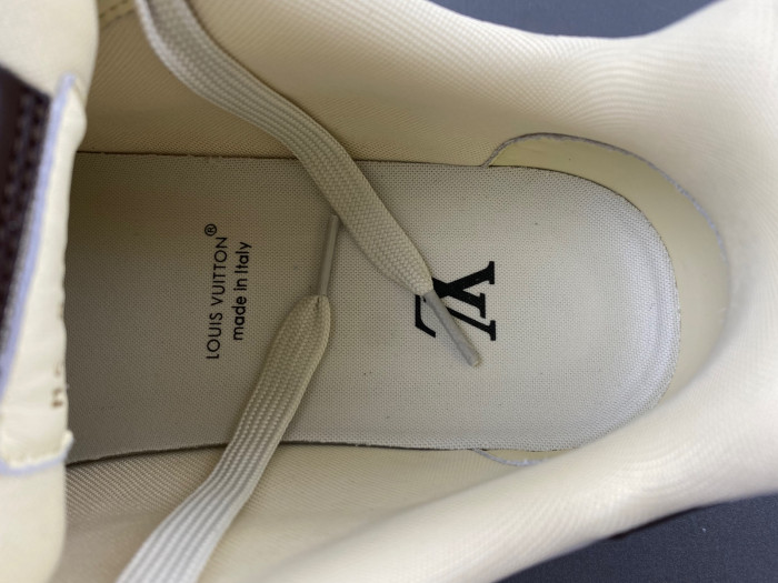 lv snekaers 109