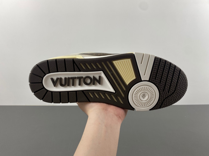 lv snekaers 109