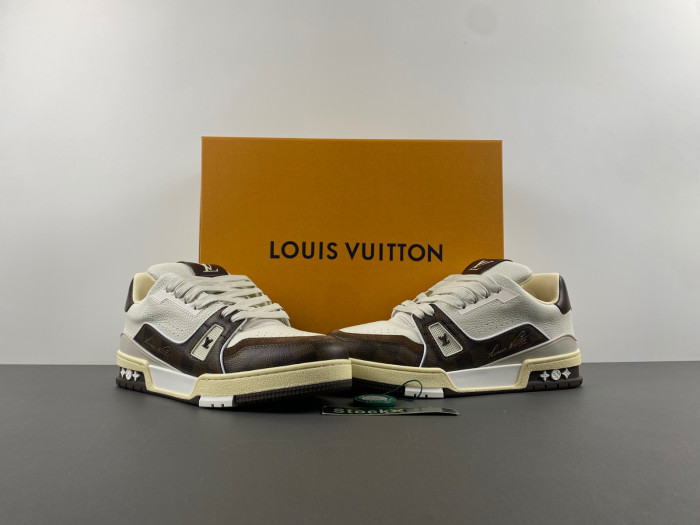 lv snekaers 109