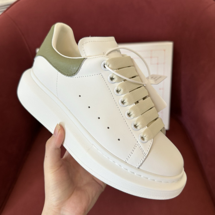 ALEXANDER MCQ75