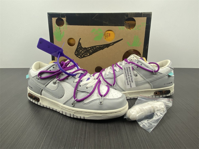 o-w x dunk low “28 of 50” dm1602-111
