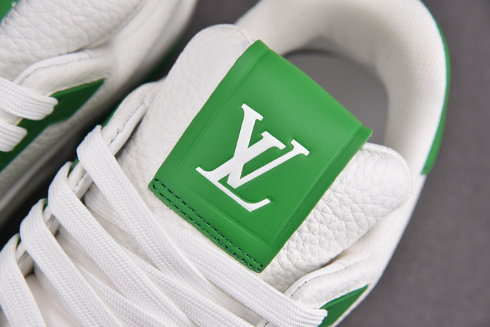 lv snekaers 76