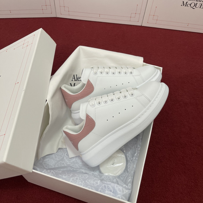 ALEXANDER MCQ81
