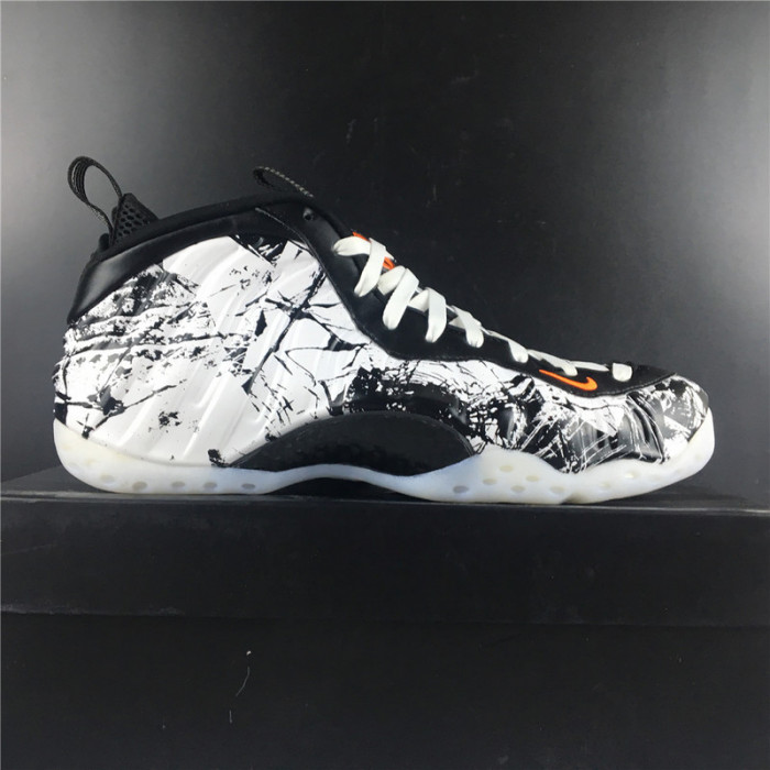 nike air foamposite one black white 314996-013