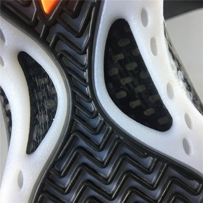 nike air foamposite one black white 314996-013