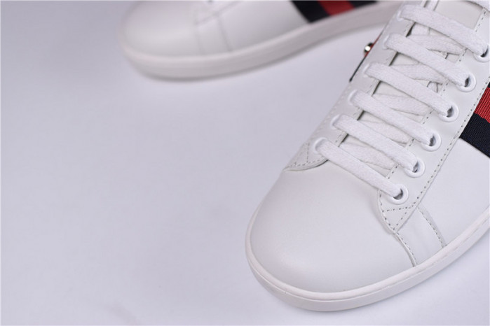 g**i ace embroidered low-top sneaker womens 6951103-5618