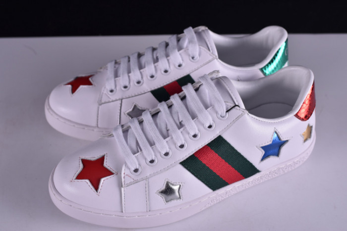 g**i ace embroidered low-top sneaker with colorful stars 431942-a38g1