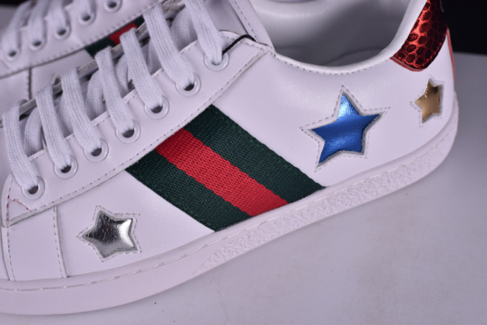 g**i ace embroidered low-top sneaker with colorful stars 431942-a38g1