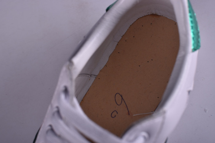 g**i ace embroidered low-top sneaker with colorful stars 431942-a38g1
