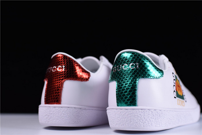 g**i ace embroidered low-top sneaker with gg logo
