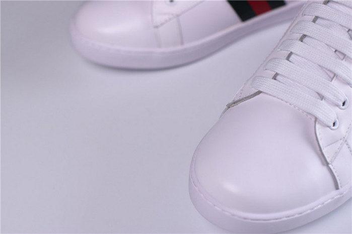 g**i ace embroidered low-top sneaker with gg logo