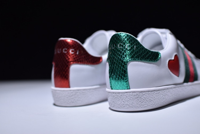 g**i ace embroidered low-top sneaker with red heart womens