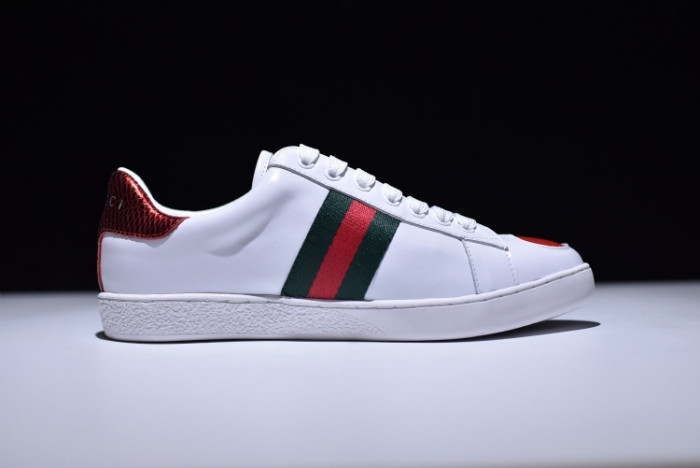 g**i ace embroidered low-top sneaker with red heart womens