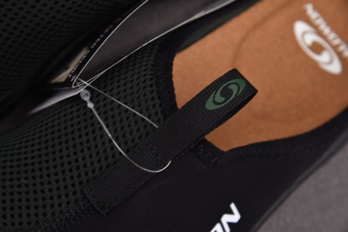SALOMON SHOES