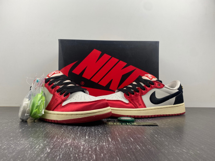 jordan 1 retro low og trophy room home-fn0432-017