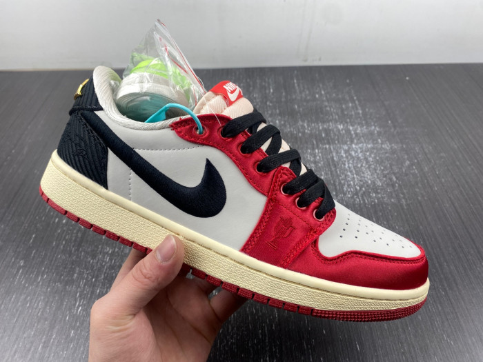 jordan 1 retro low og trophy room home-fn0432-017