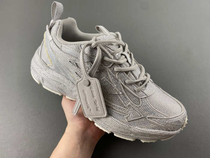 OFF-WHITE OW-61