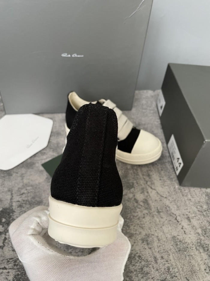 Rick Owen R0000108